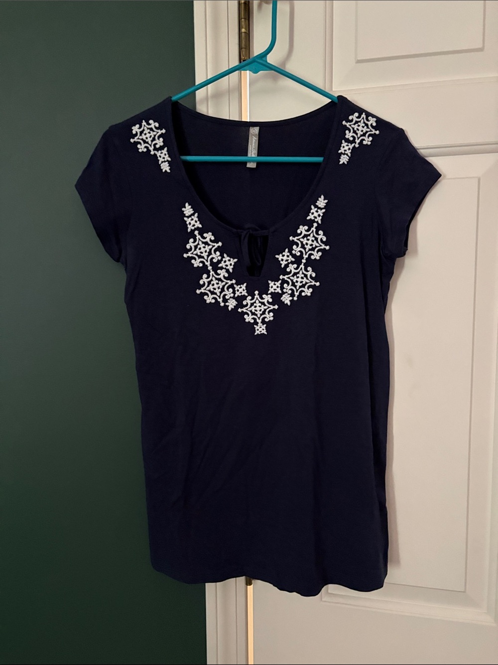 Hanna Andersson Navy Short-Sleeve Tee with White Embroidered Neckline